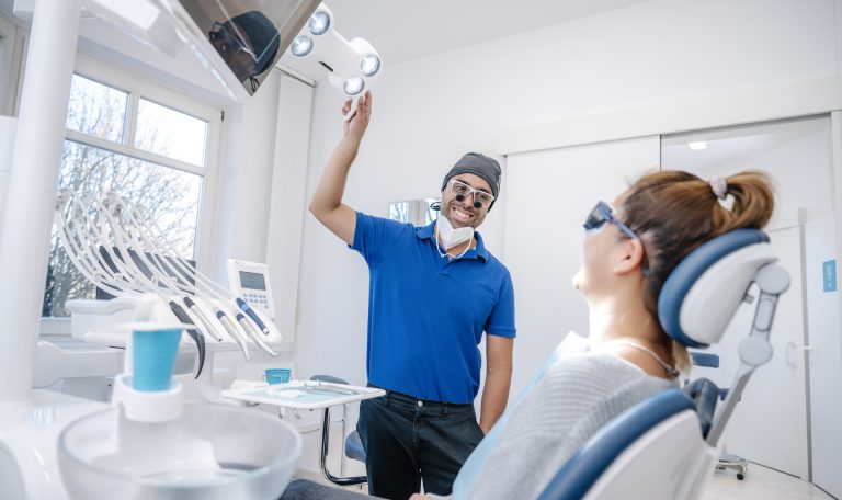 Zahnarzt in Wörgl Dr. Carlos Astl