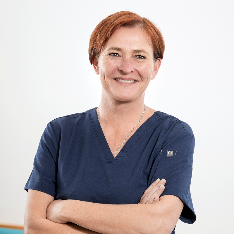 CARLDENT TEAM Claudia